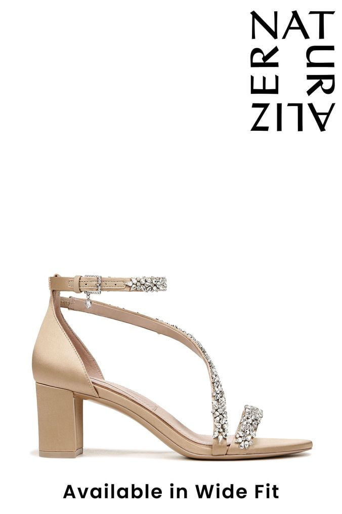 Naturalizer wide shoes hotsell