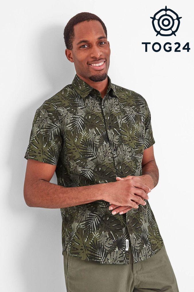 Men's printed short sleeve button down best sale