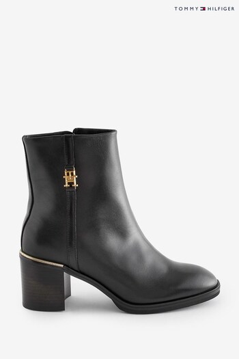 Tommy Hilfiger Mid Heel Black Boots (175329) | £180