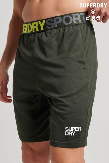 Superdry Green Sport Core Relaxed fermeture Shorts (177441) | £23