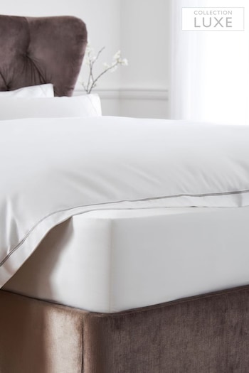 White Collection Luxe 600 Thread Count 100% Cotton Sateen Deep Fitted Sheet (182500) | £28 - £45