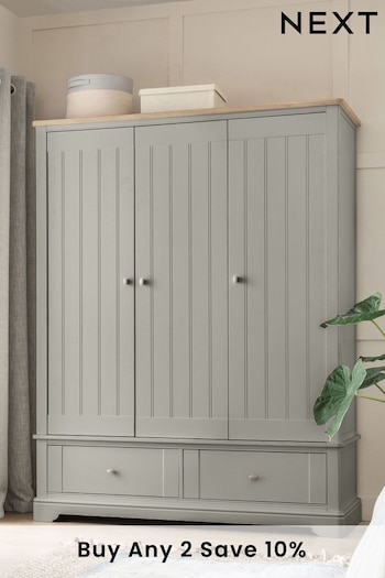 Grey Hampton Painted Oak Triple Wardrobe (197766) | £1,450