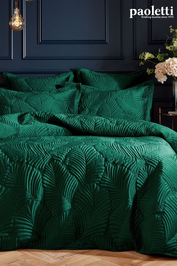 Green velvet bedding deals