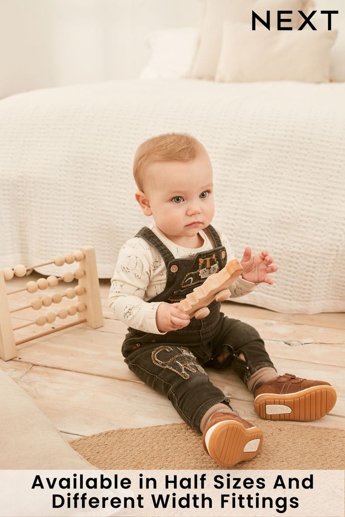 Baby shoes top for infants