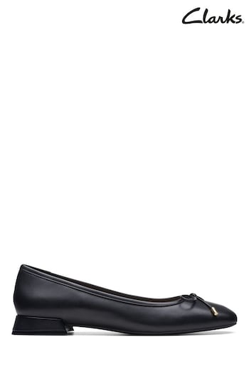 Clarks Black Leather Ubree 15 Step Shoes (236188) | £80