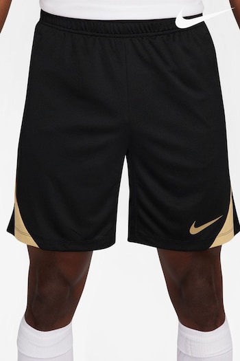 Nike Black Strike Dri-FIT Training Shorts (261149) | £38