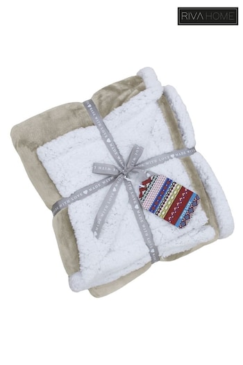 Riva Home Natural Luxury Supersoft Deep Pile Sherpa Fleece Throw (266856) | £28