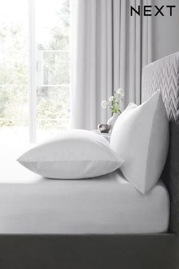 White Easy Care Polycotton Fitted Sheet (275143) | £6 - £15