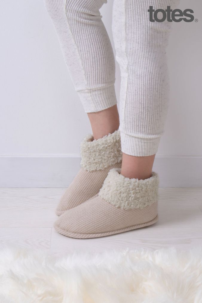Boot shop type slippers