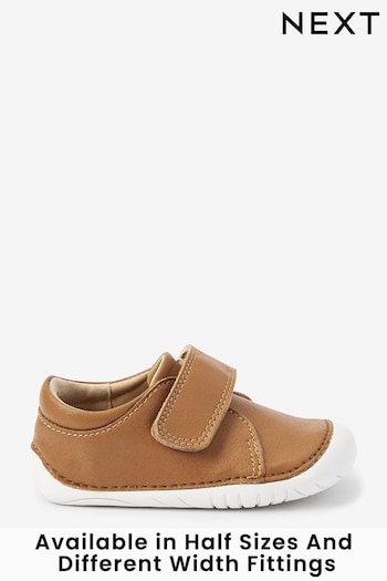 Tan Brown Standard Fit (F) Crawler Shoes (283378) | £24