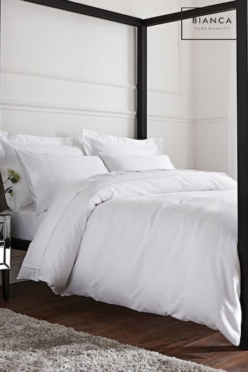 Bianca White Luxury 800 Thread Count Cotton Sateen Duvet Cover and Pillowcase Set (290988) | £120 - £150