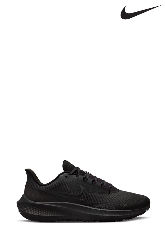 Nike flatforms clearance