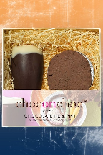 Choc on Choc Chocolate Pie and Pint Gift Set (2MJ646) | £20
