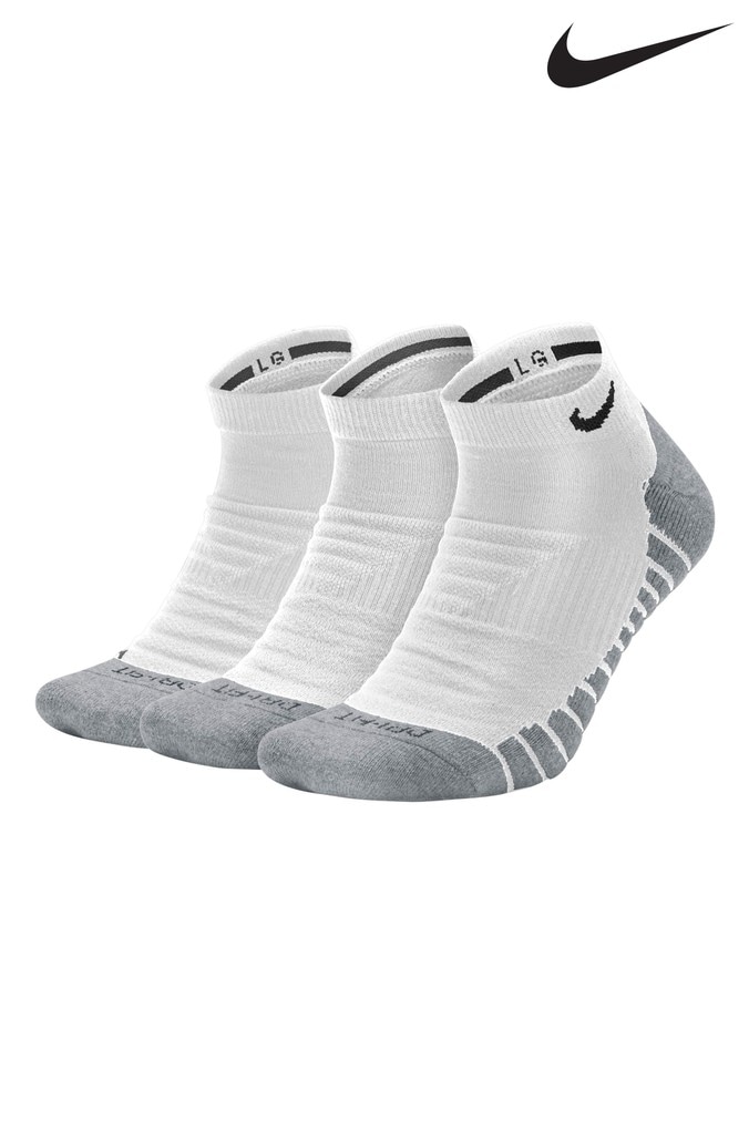 Boys nike discount trainer socks