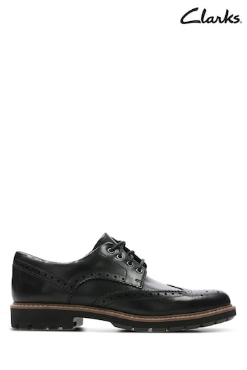 Clarks Black Batcombe Wing Shoes (307440) | £100
