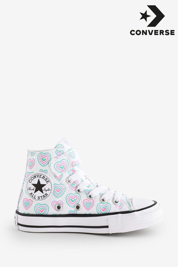 Newborn pink converse deals