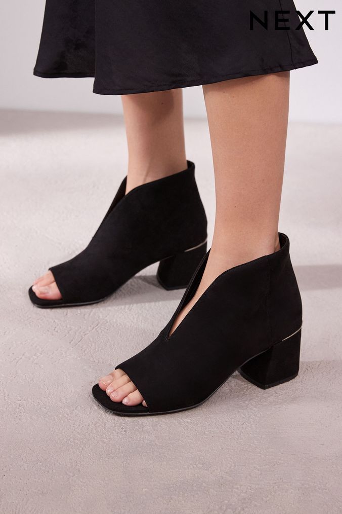 Black peep toe low heels top