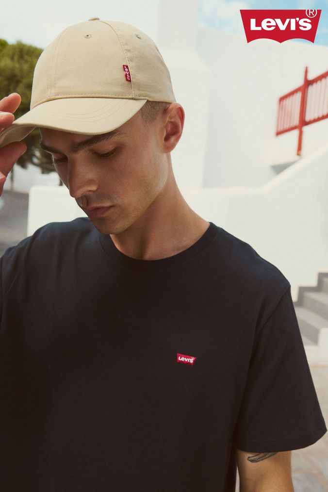 Levi's caps online on sale