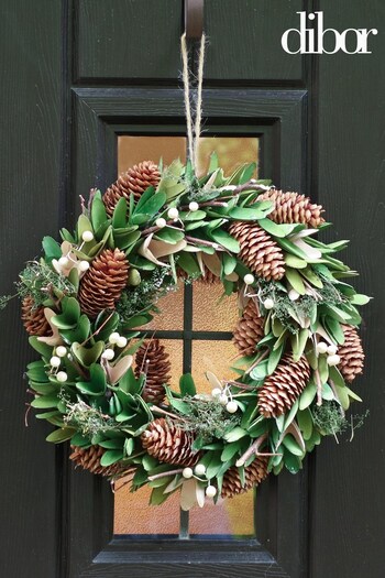 Dibor Green Mistletoe Kisses Wreath (353880) | £40