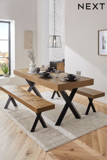 Natural Arizona 6 to 8 Seater Extending Pine Dining Table (359557) | £775