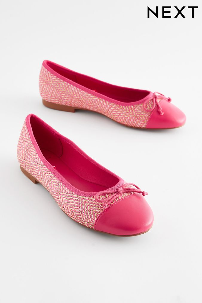 Pink flats 2025