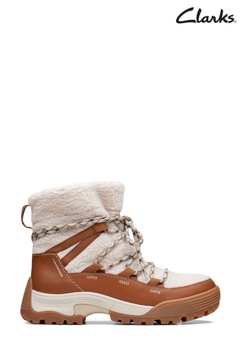 Clarks Cream Wlinedcomb Hike Up Boots leather (381126) | £150