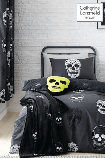 Catherine Lansfield Grey Skulls Reversible Duvet Cover Set (397368) | £16 - £20