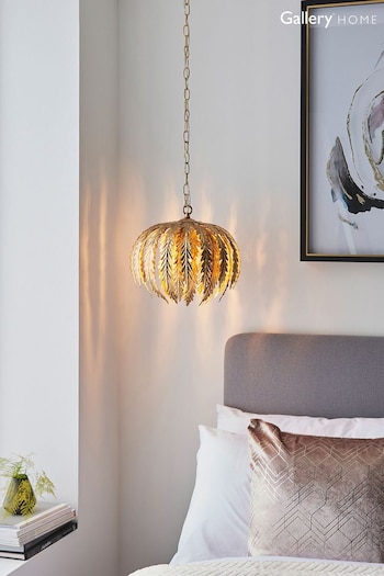 Gallery Home Gold Daphnie Gold Leaf 1 Bulb Pendant Ceiling Light (404763) | £227