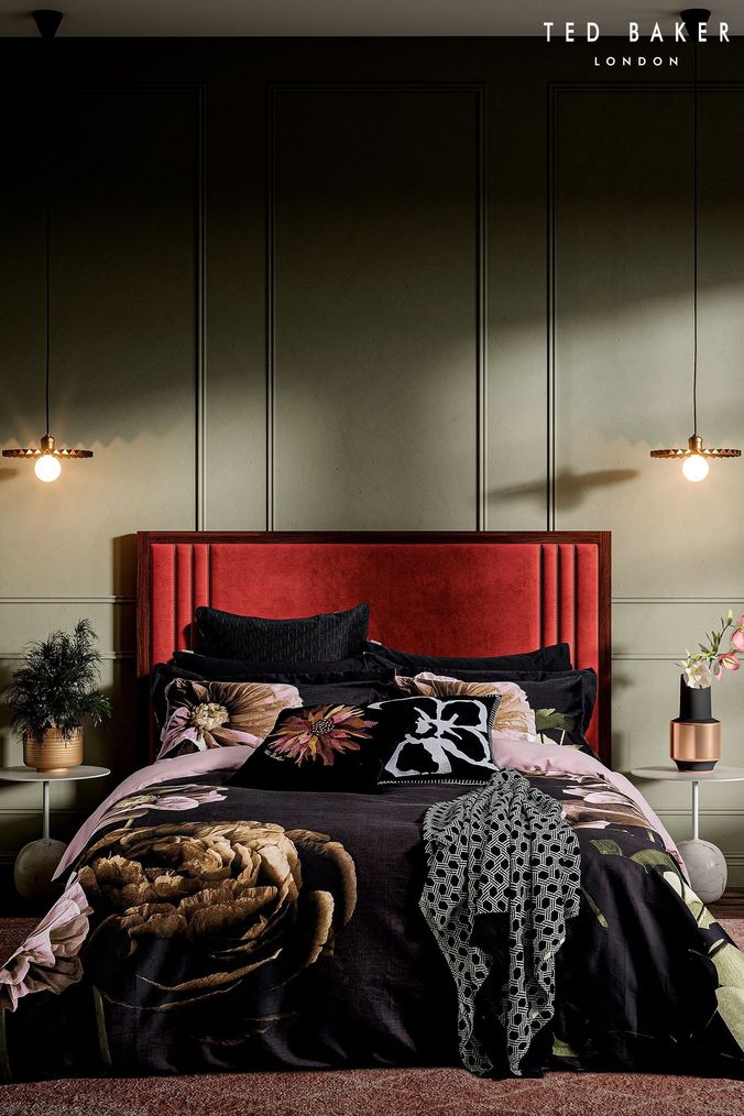 Black top floral bedding