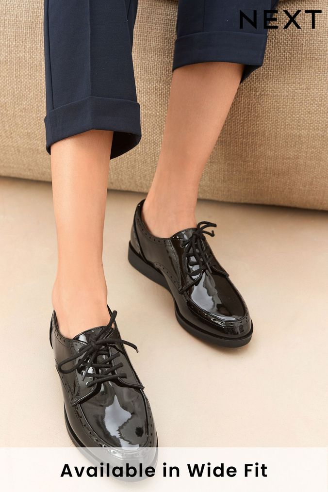 Wide fit women's hotsell lace up shoes