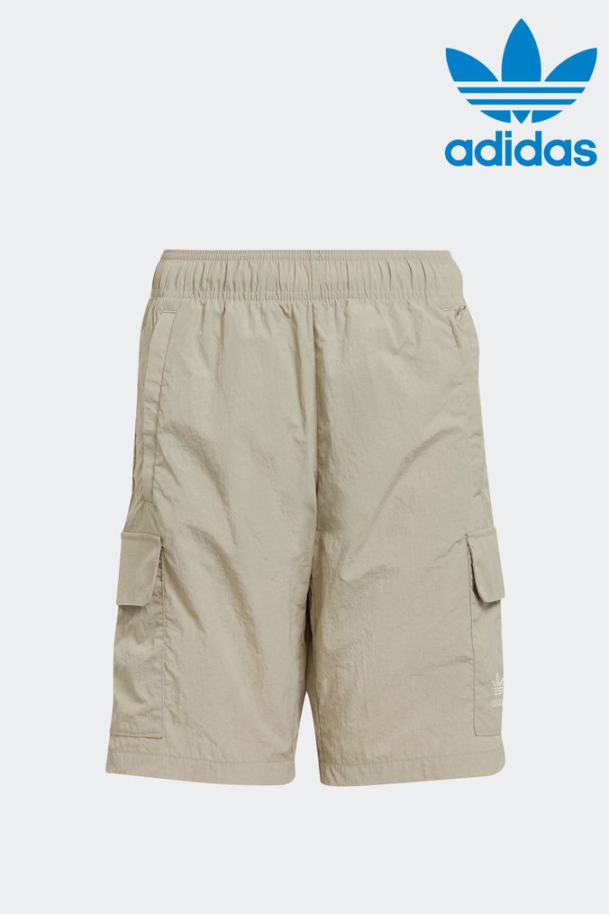Adidas cargo sale shorts uk
