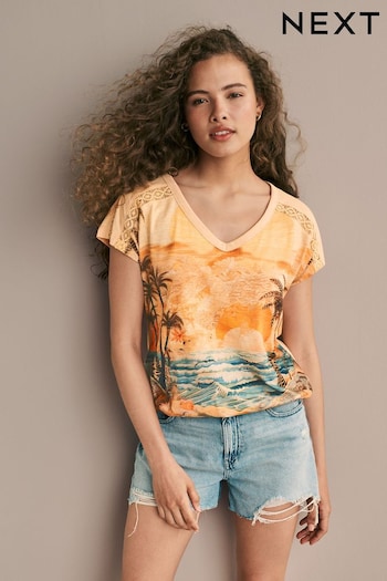 Orange Scenic Print V-Neck Bubble Hem Top (444221) | £14