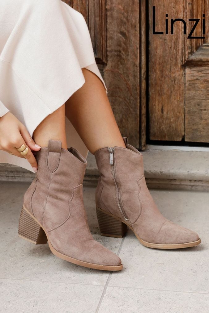 Cream leather ankle boots uk online