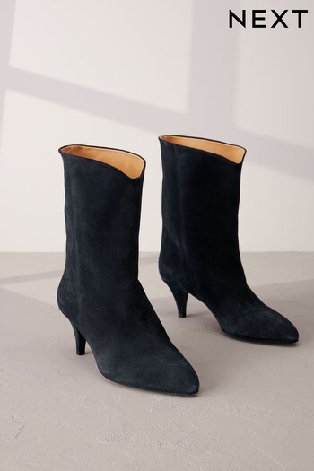 Navy Signature Leather Pull On Boots (447204) | £110