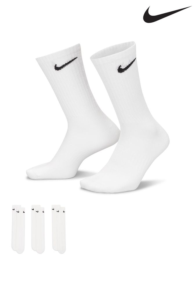 Nike white on sale crew socks mens
