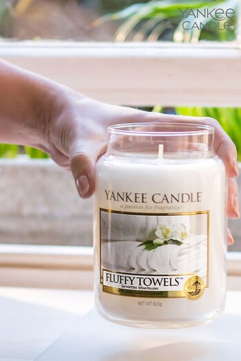 Yankee Candle White Classic Large Fluffy Towels Scented Candle (464721) | £25