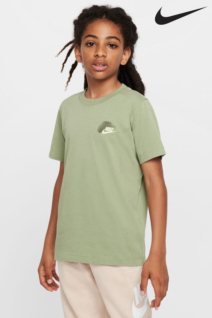 Boys lime green nike shirt sales