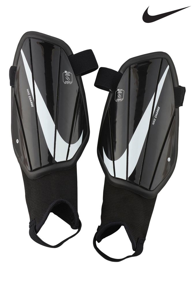 Nike deals charge guard