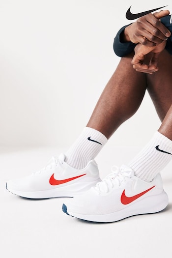 Nike Top White/Red Regular Fit Revolution 7 Extra Wide Road Running Trainers (482520) | £60