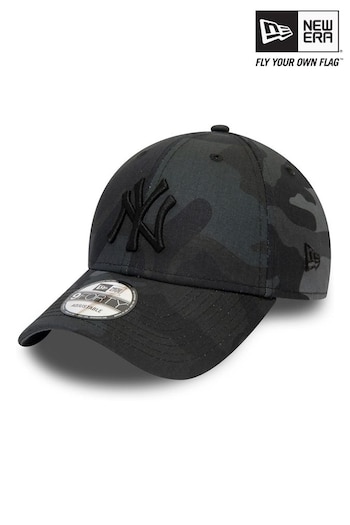 New Era® New York Yankees Essential Camo 9FORTY Cap (489691) | £21