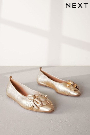 Gold Signature Leather Corsage Ballerinas (501014) | £55