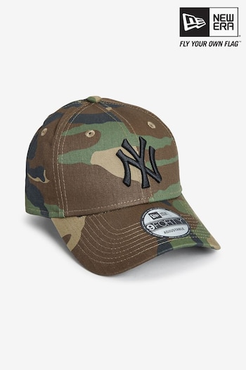 New Era® New York Yankees Essential Camo 9FORTY Cap (506391) | £20