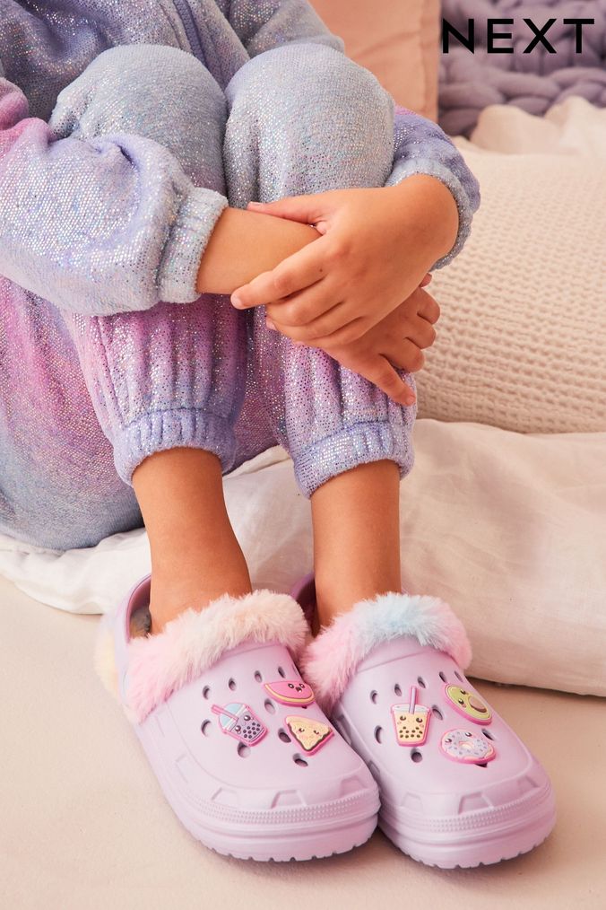 Slippers for top college girl
