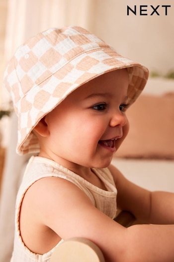 Neutral Checkerboard Reversible Baby Bucket Hat (0mths-2yrs) (523424) | £7