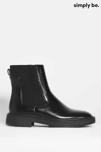Simply Be Classic Chelsea Black Ankle Boot in Wide Fit (528611) | £29