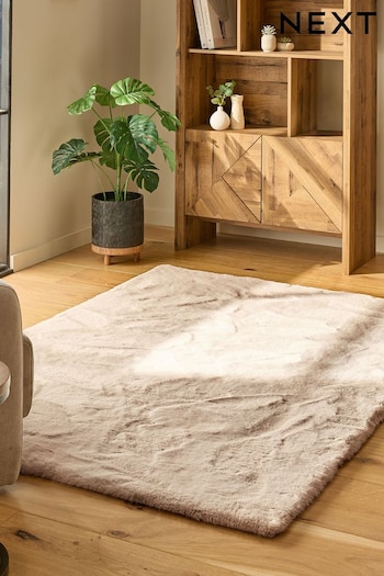 Light Natural Plush Faux Fur Rug (530241) | £30 - £160