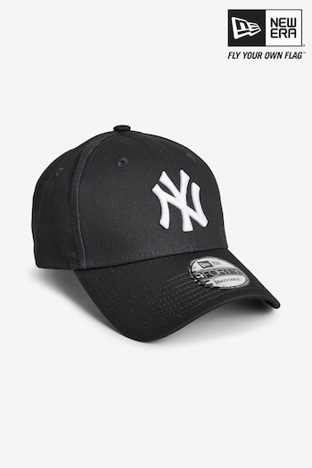 New Era® New York Yankees Essential 9FORTY Cap (537047) | £20
