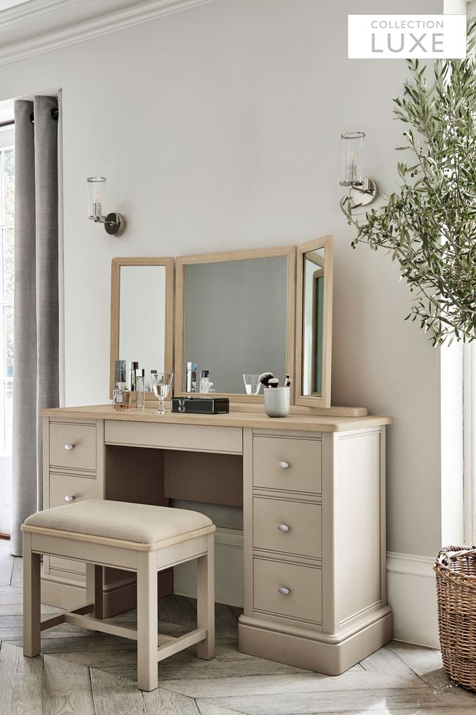 Cream store bedroom stool