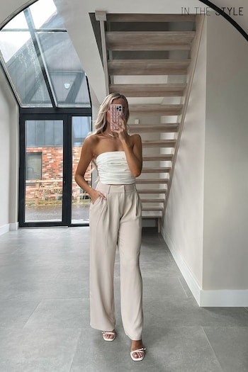 In The Style Cream Perrie Sian Relaxed Wide Leg Trousers (555620) | £37
