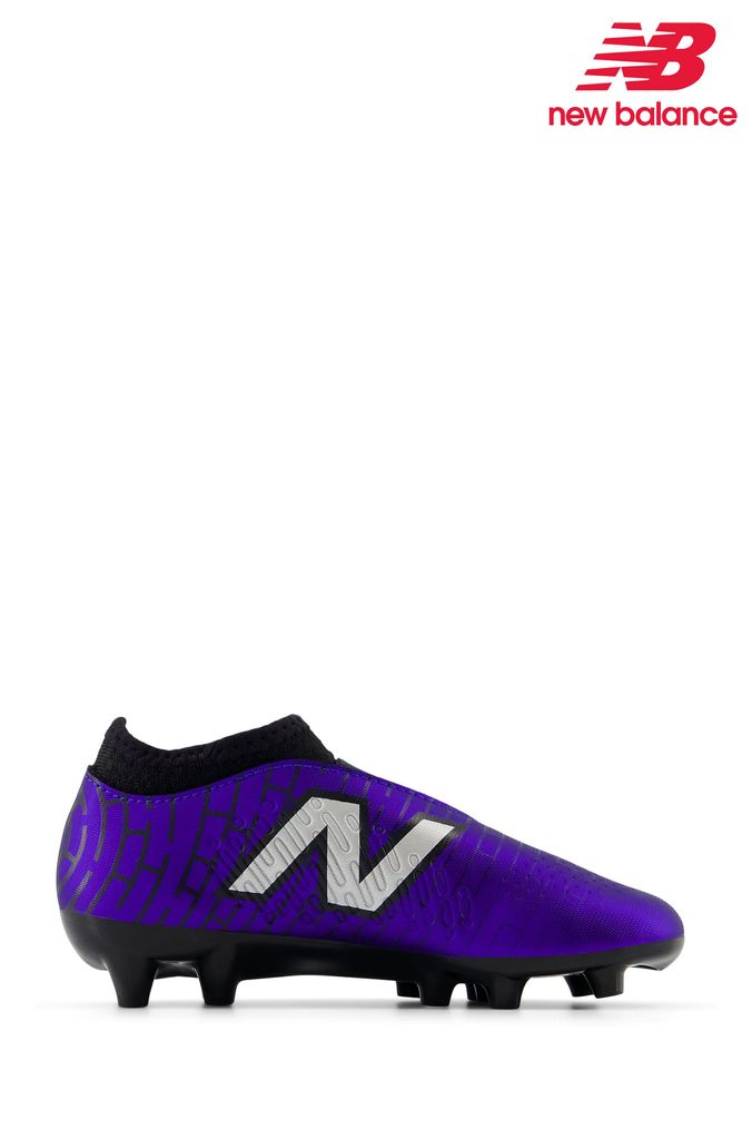 Boys new balance football boots clearance